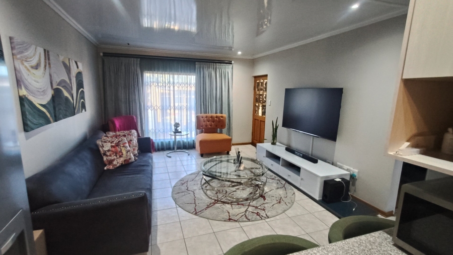 2 Bedroom Property for Sale in Hillside Free State